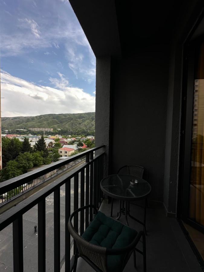 Gvazi Apartment Tbilisi Bagian luar foto